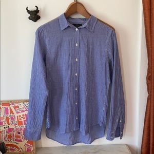 J-Crew blue gingham button down top, size 6